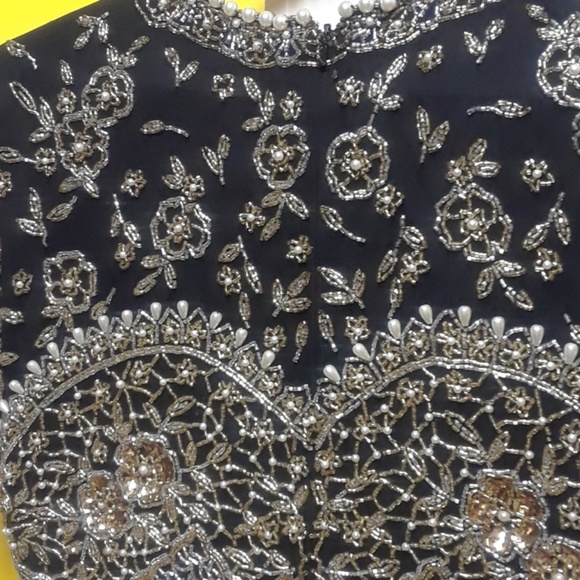 Beautiful heavy beaded dress - Picture 3 of 3